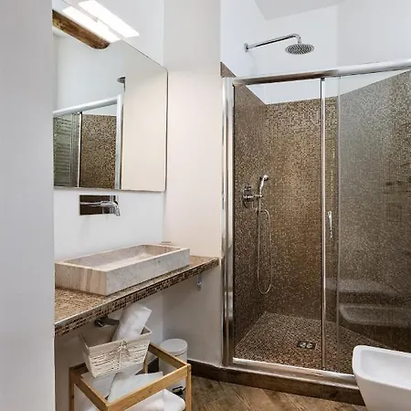 OLD PORT ROOMS DI FRONTE ALL'ACQUARIO - GENOVABB it Genua