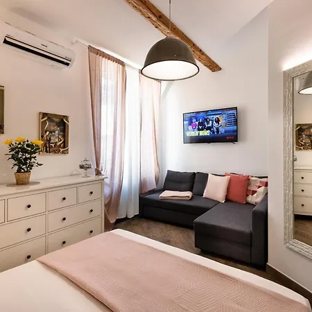 Old Port Rooms Di Fronte All'Acquario - Genovabb It Génova