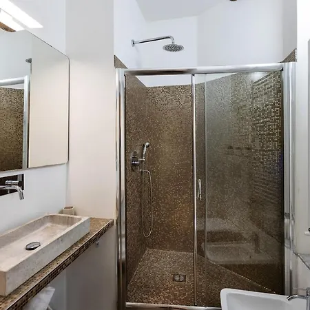 Old Port Rooms Di Fronte All'Acquario - Genovabb It 4*