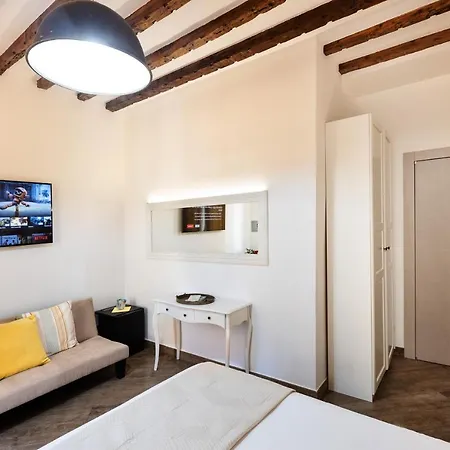 Old Port Rooms Di Fronte All'Acquario - Genovabb It 4*